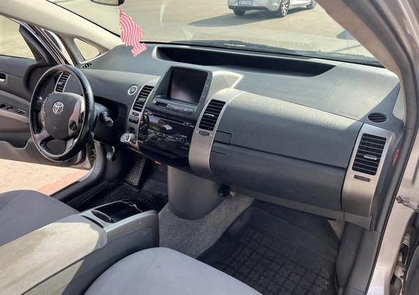 Toyota Prius cena 23500 przebieg: 420000, rok produkcji 2008 z Warszawa małe 46
